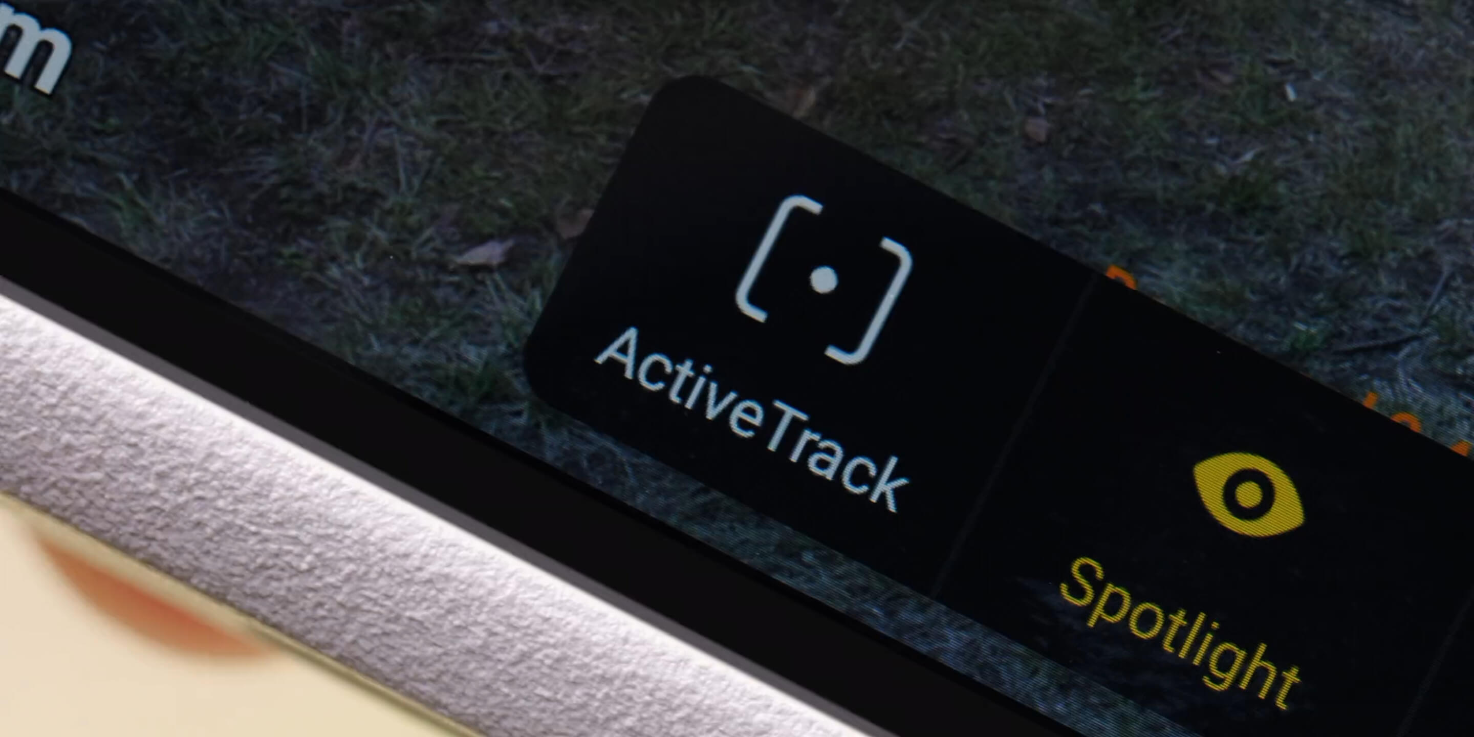 Mini 4 Pro має три простих способи зробити знімки, які вам потрібні: Spotlight, Point of Interest і новий революційний ActiveTrack 360°